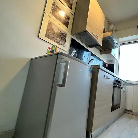 Appartement Close To The Yellow Metro Milaan